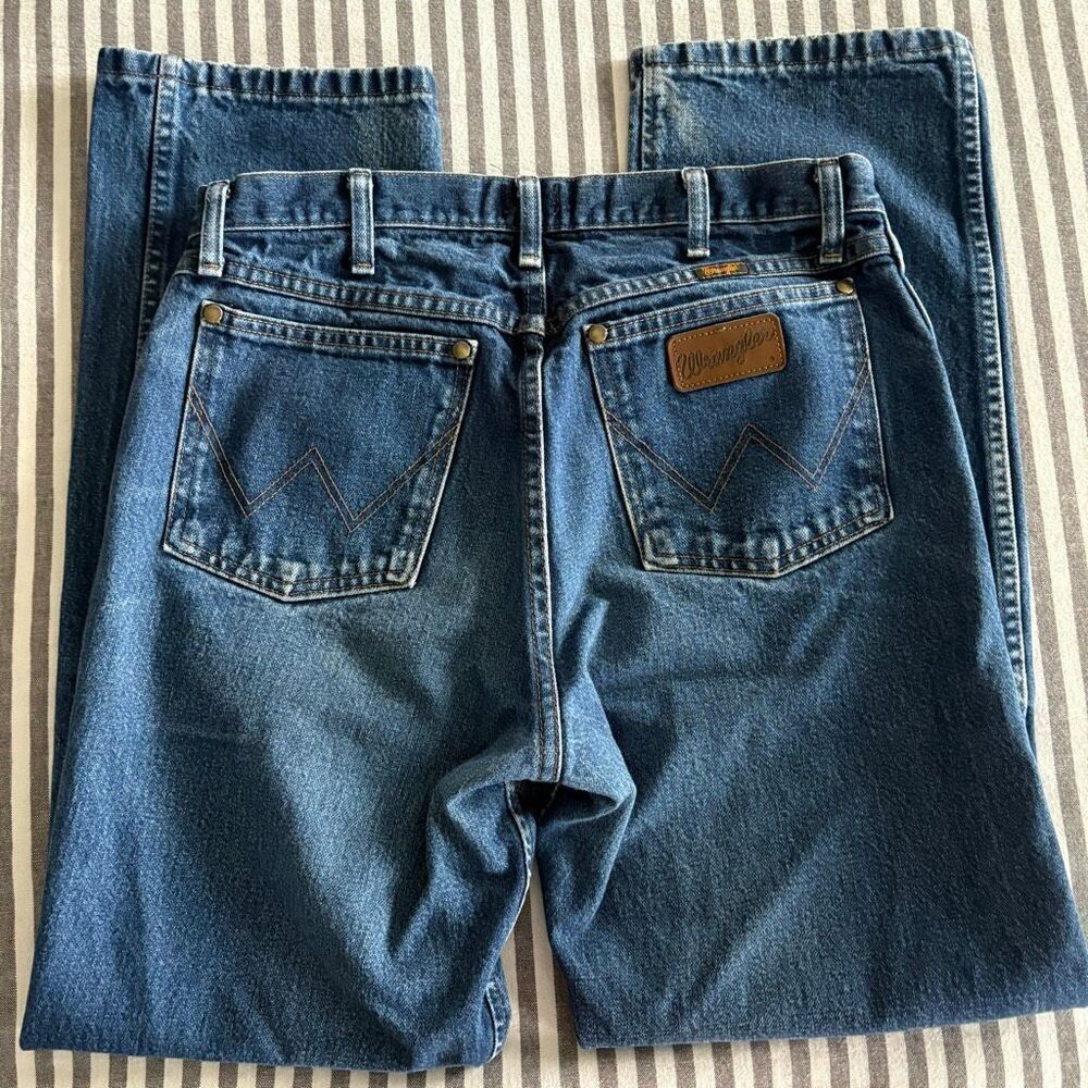 Wrangler Premium Performance Cowboy Cut Regular Fit Jeans Size 33x32